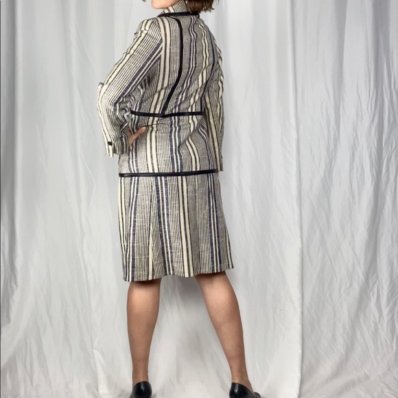 Vintage 70’s Linen Suit by Baccarat Fabric Woven in France. - Picture 3 of 14